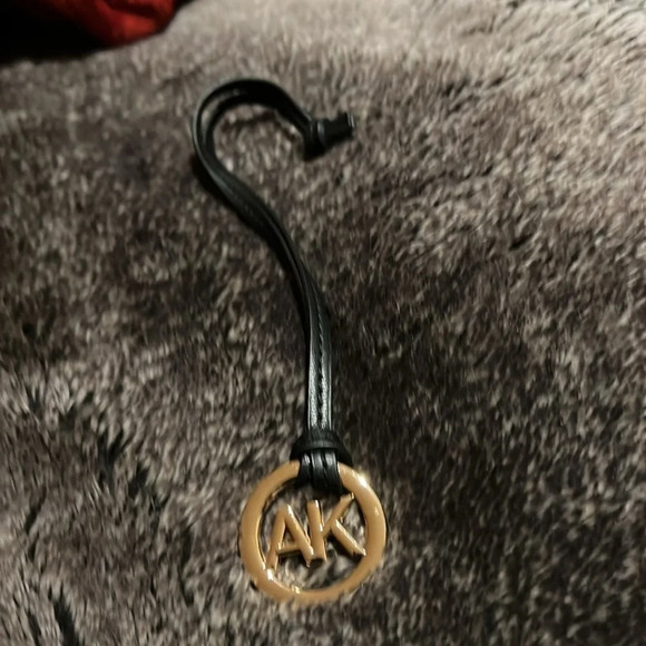 AK Gold Tone Large logo bag charm - Picture 4 of 12